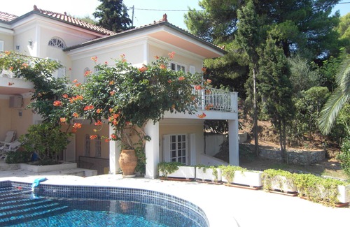 Kanapitsa Villa | Beautiful Private Villa with pool, sea views & 1 minute walk to beach.