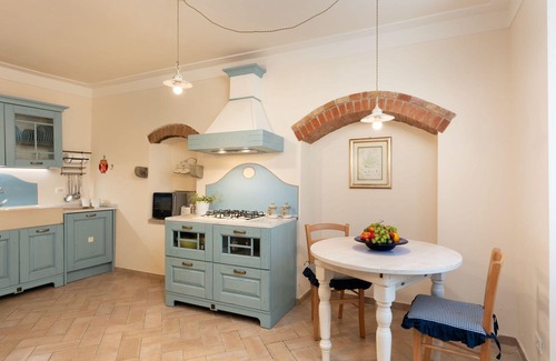 Scarperia Villa | Beautiful private villa with private pool, WIFI, A/C, TV, patio, panoramic view and parking