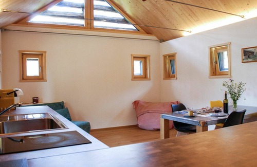 Semione House | Beautiful private villa for 4 guests with patio, pets allowed, panoramic view and parking