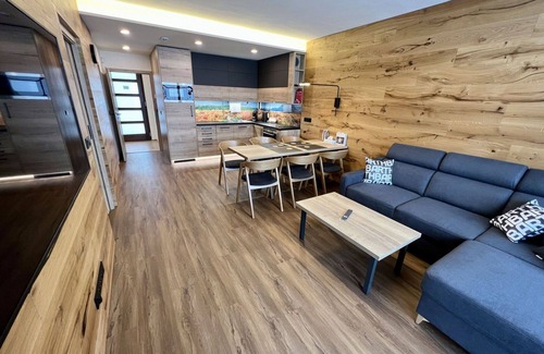 Ricky v Orlickych horach House | Beautiful private villa for 6 people with WIFI, TV, terrace, panoramic view and parking