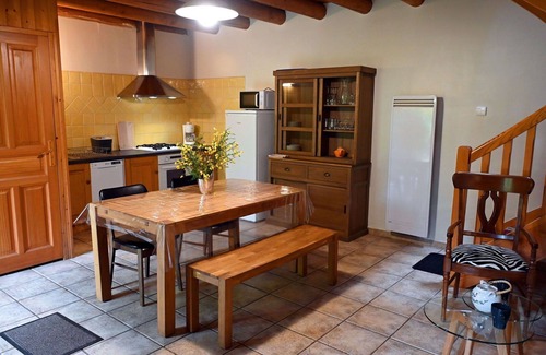 Vielprat House | Beautiful private villa for 4 people with WIFI, TV, patio, pets allowed, panoramic view and park.