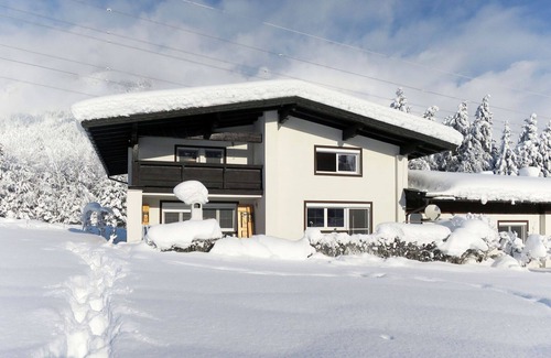 Angerberg House | Beautiful private villa for 10 guests with TV, terrace, pets allowed and parking