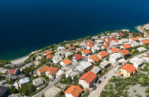 Vratarusa House | Beautiful private villa for 7 people with WIFI, private pool, A/C, TV, terrace and parking