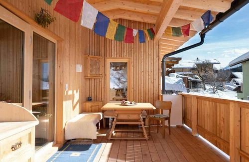 Leithen House | Beautiful private villa for 4 guests with WIFI, TV, terrace, panoramic view and parking