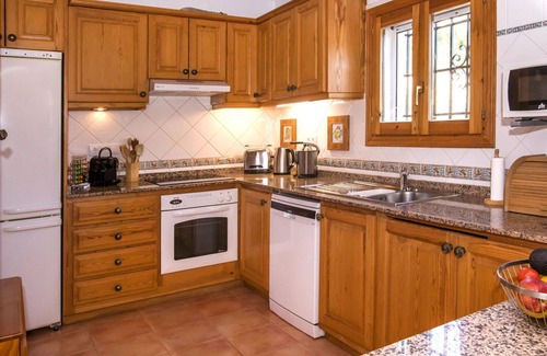 Rafol de Almunia House | Beautiful private villa for 8 guests with private pool, WIFI, A/C, TV, patio and parking