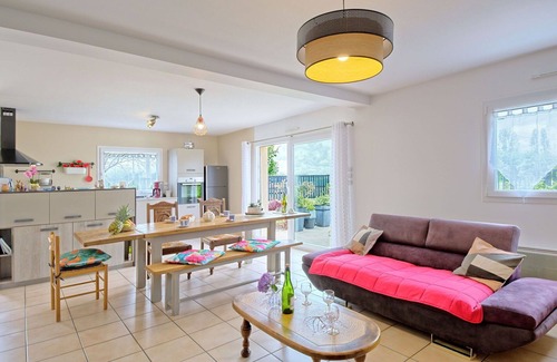 Camlez House | Beautiful private villa for 4 guests with TV, terrace and parking