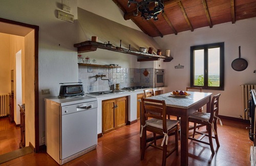 Agello Villa | Beautiful private villa with WIFI, private pool, A/C, TV, patio and panoramic view, close to Per.