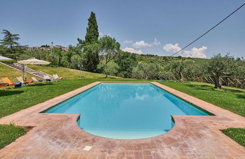 Agello Villa | Beautiful private villa with WIFI, private pool, A/C, TV, patio and panoramic view, close to Per.