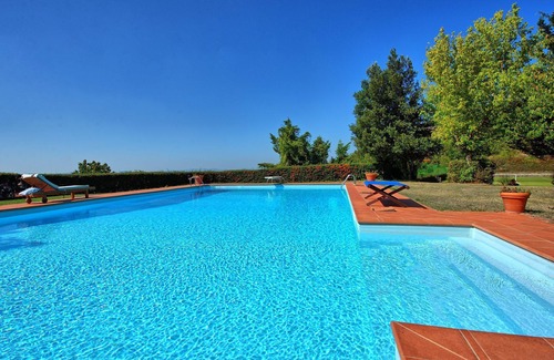 Arezzo Villa | Beautiful private villa with private pool, A/C, WIFI, TV, panoramic view, parking, close to Arezzo