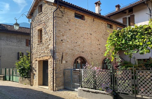 Feltre House | Beautiful private villa for 4 people with A/C, WIFI and TV
