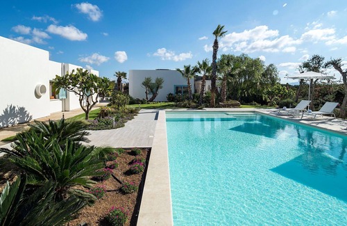 Nubia Villa | Beautiful private villa for 14 people with WIFI, A/C, private pool, TV, patio and panoramic view