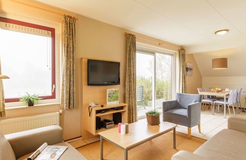 Municipality of Emmen House | Beautiful private villa for 6 people with WIFI, pool, TV, terrace and parking