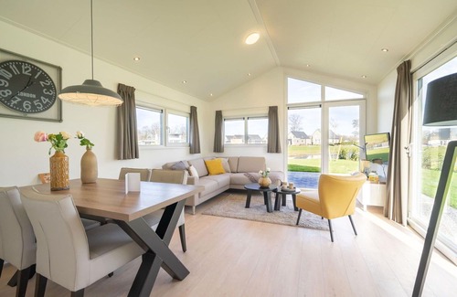 Susteren House | Beautiful private villa for 4 guests with WIFI, pool, TV and terrace