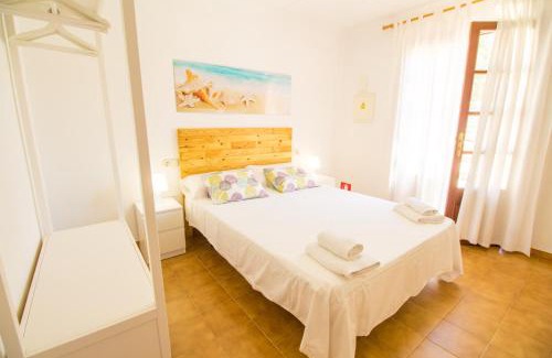 Cala Santany Villa | Beautiful private villa on the sea