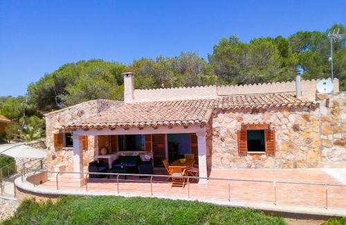 Cala Santany Villa | Beautiful private villa on the sea