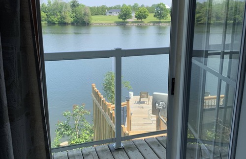 Campbellford Cottage | Beautiful Private Waterfront Cozy Cottage with private dock and fall colour view