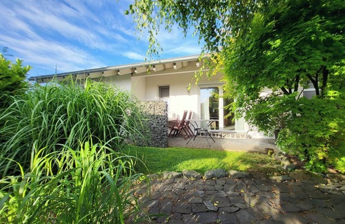 Willersdorf House | Beautiful property, vacation home, own sauna, edge of the forest, quiet location