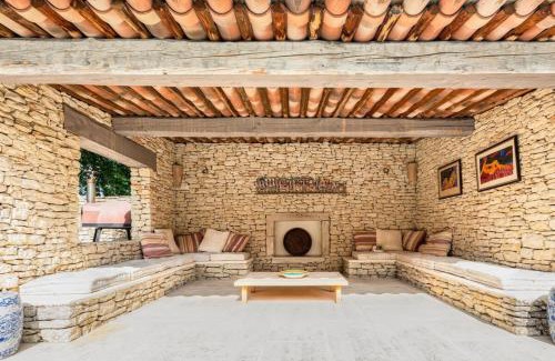 Le Thor House | Beautiful Provencal Mas with swimming pool