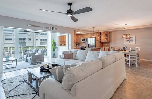 Historic District Condo | Beautiful Punta Gorda Condo - Walking Distance to Fisherman's Village