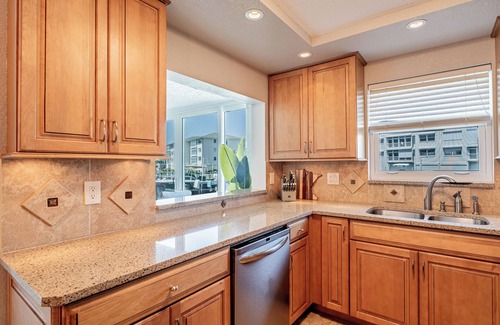 Historic District Condo | Beautiful Punta Gorda Condo - Walking Distance to Fisherman's Village