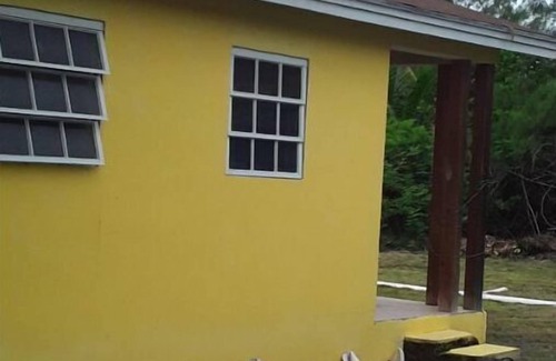 South Andros House | beautiful Quaters