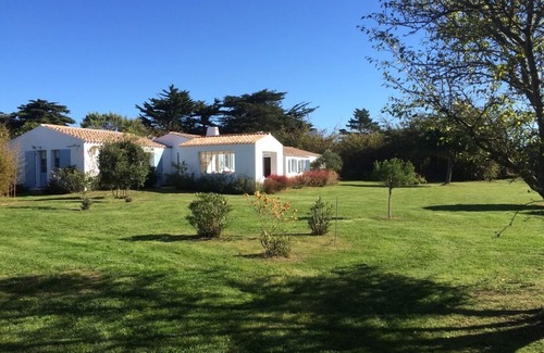 Ile d'Yeu House | Beautiful, quiet house with large garden near sailing club