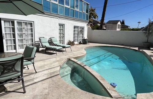 The Bird Streets Apartment | Beautiful, Quiet, Oasis in the heart of Sunset Strip.