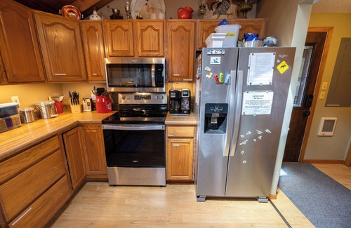 Burtrum House | Beautiful, Quiet, Private 1.85 Acre Lake Home On Gorgeous Mound Lake.