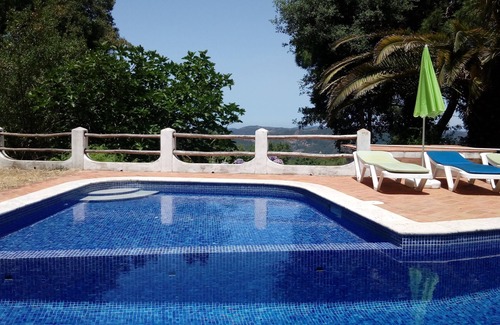 Monchique House | Beautiful, quietly situated vacation home with large, heated swimming pool