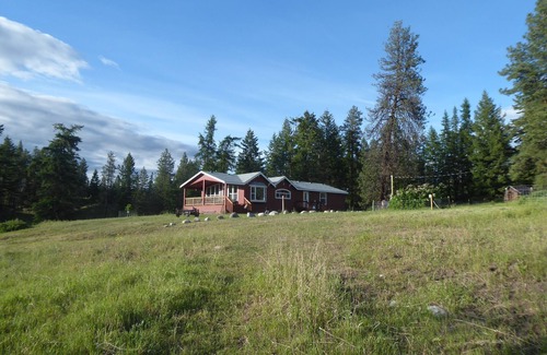 Oroville House | Beautiful ranch and new house in Okanogan Highlands - 15 minutes from Oroville