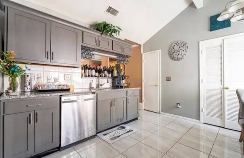 Austell House | Beautiful RanchnBy ATL Aiport, six flags, and braves stadium