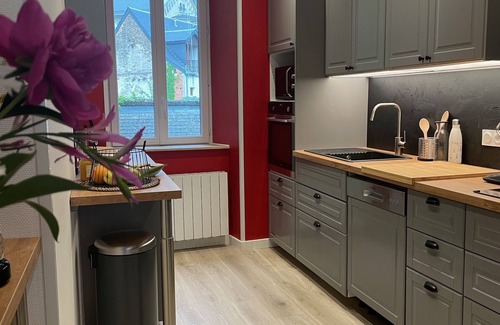 Bagneres-de-Luchon Apartment | Beautiful renovated apartment with courtyard