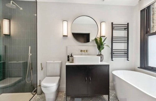 Clapham House | Beautiful, Recently Refurbished Family Home in Abbeville Village, Clapham