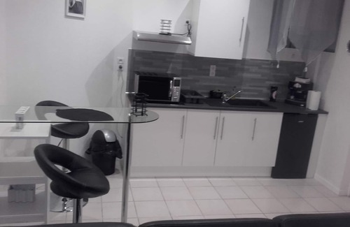 Dufau-Tourasse Apartment | Beautiful refurbished apartment, 4 people. Close to all amenities Pau on foot
