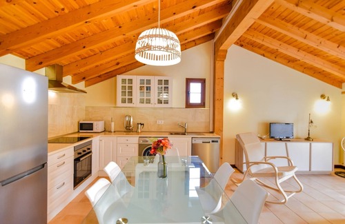 Liencres Apartment | Beautiful refurbished flat in Liencres