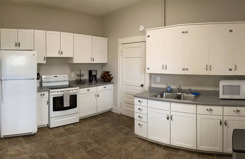 Del Norte House | Beautiful remodeled 2 bedroom home near the Rio Grande river