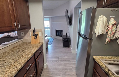 Aurora Condo | Beautiful remodeled Condo in Aurora Colorado - Single Room