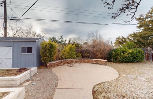 Uptown House | Beautiful Remodeled Single Family Home Near Freeway Access Shopping and Dining