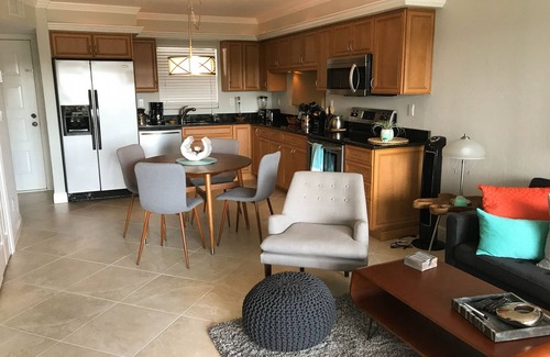 Marco Island Condo | Beautiful Renovated 2 Bedroom Condo - Great Location with Amazing Sunsets