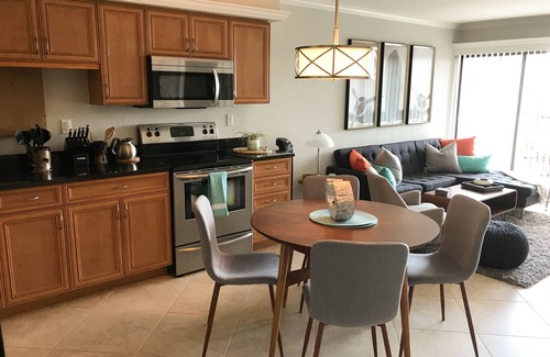 Marco Island Condo | Beautiful Renovated 2 Bedroom Condo - Great Location with Amazing Sunsets