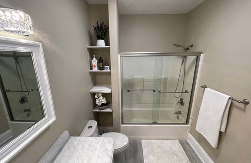 Cleveland Apartment | Beautiful Renovated Apartment in Cleveland