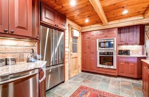 Almont House | Beautiful Renovated Fishing Cabin On Taylor River! Private Fishing!
