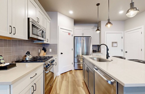 Park City Condo | Beautiful resort condo with incredible amenities and shuttle service