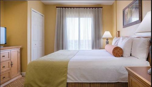 Lake Buena Vista House | Beautiful Resort in Bonnet Creek 1BD Deluxe near Walt Disney World
