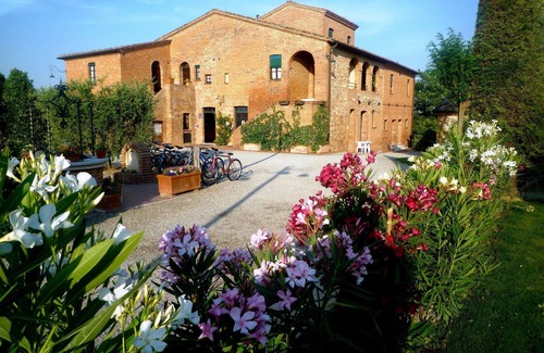 Acquaviva Apartment | Beautiful resort surrounded by vineyards, one-room apartment