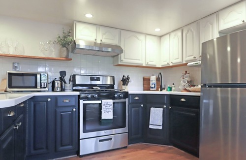 Wisconsin Dells Cottage | Beautiful Riverfront Cottage w/Free WiFi, Water Views, Firepit, and A/C