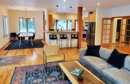 Nederland House | Beautiful Rocky Mountain Retreat Above Boulder with Privacy & Views