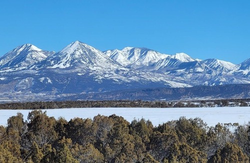 Lazear Apartment | Beautiful Rocky Mountain Apartment