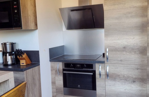 Chaville Apartment | ★ Beautiful Rooftop between Paris and Versailles ★