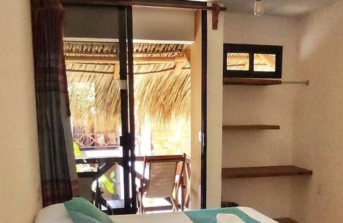Mazunte House | BEAUTIFUL room bathroom & terrace Private wifi Fan